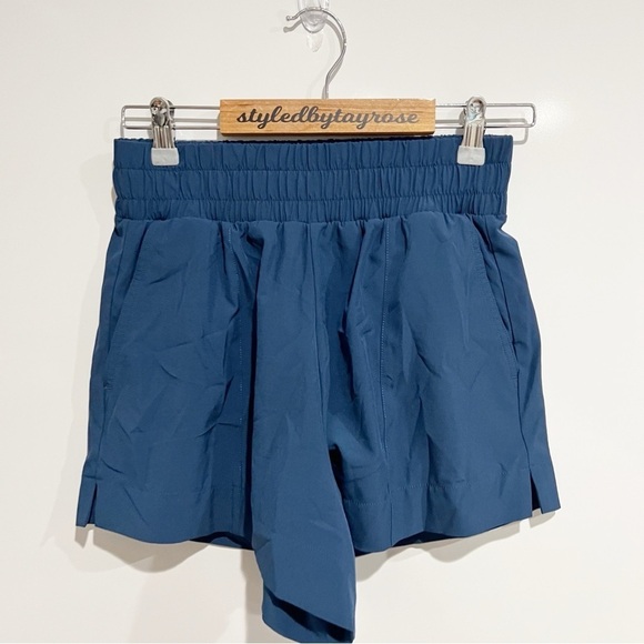 Abercrombie & Fitch Traveler Short Blue - Picture 4 of 6